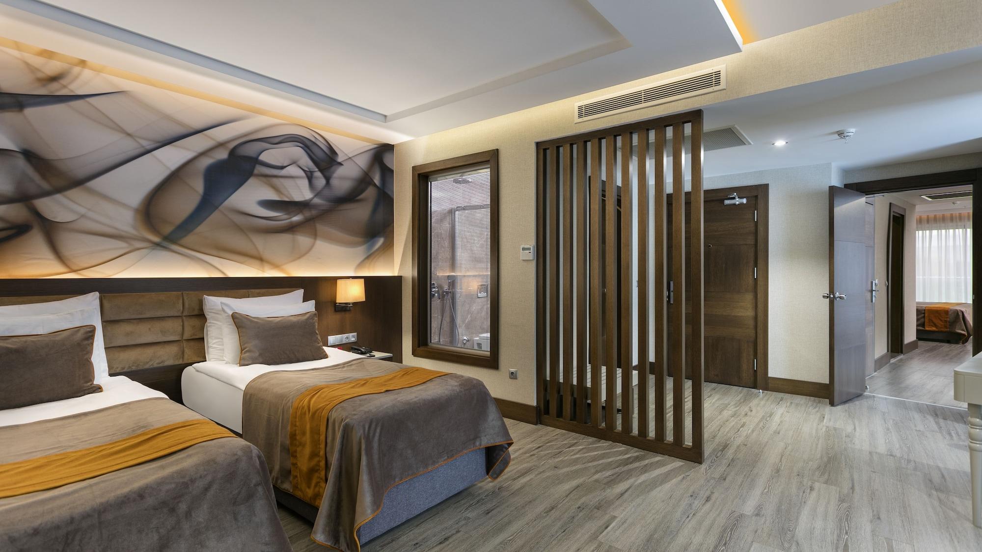 B Business & Hotel 5*