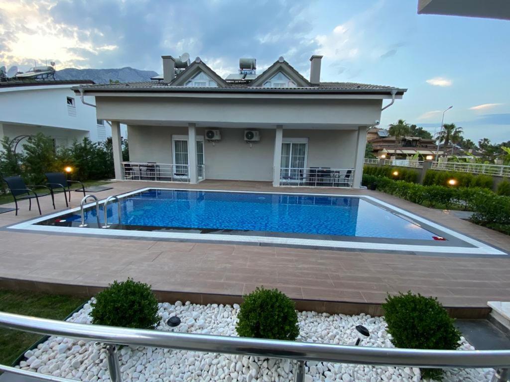 Brothers Kemer Villa