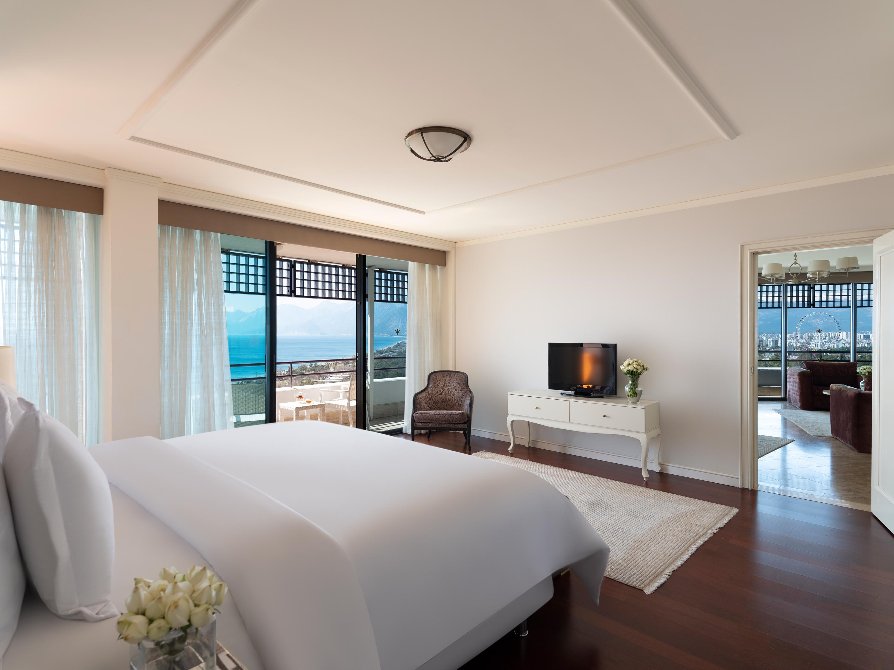 Hotel Rixos Downtown - The Land Of Legends Access 5*