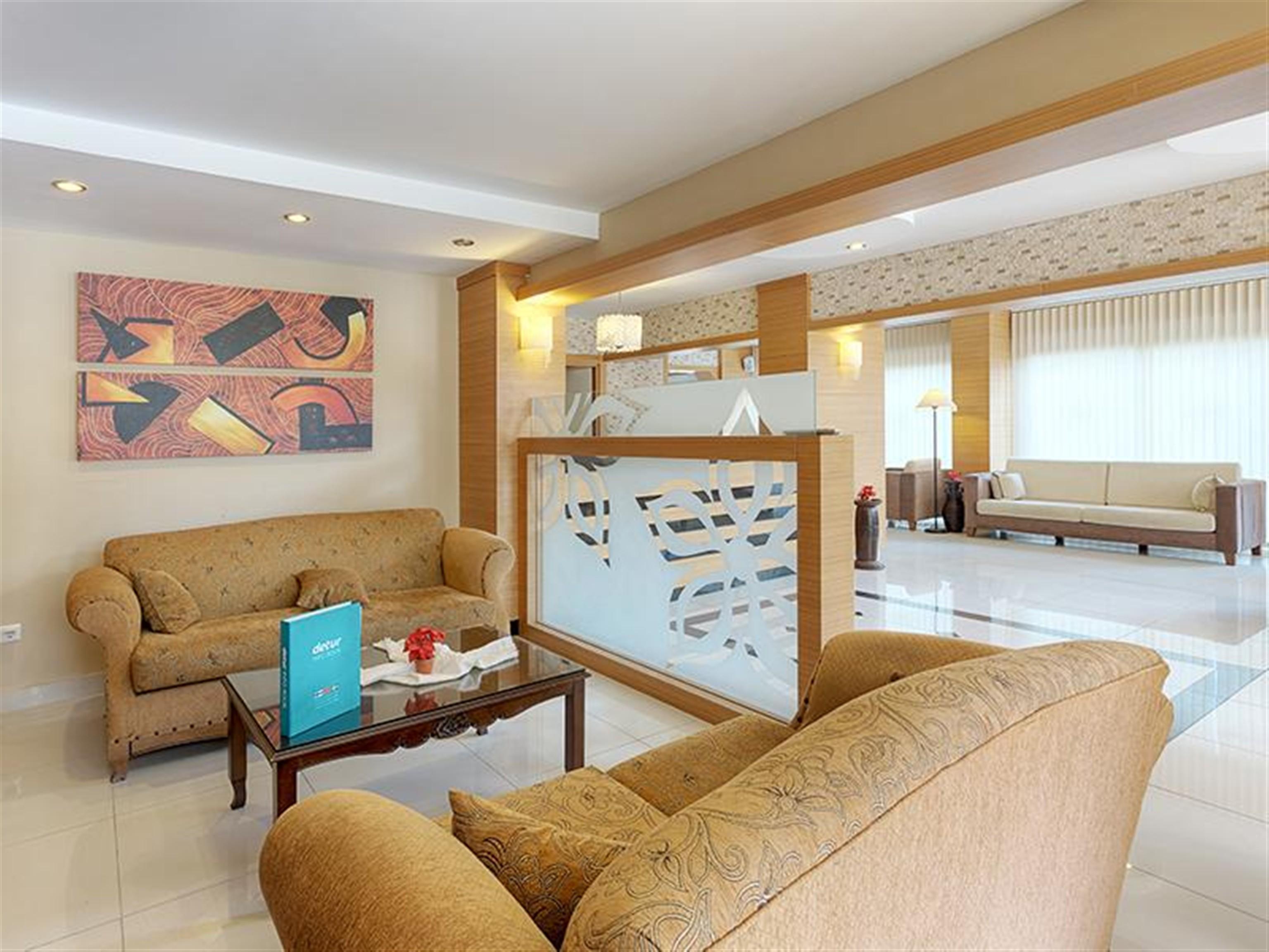 Laguna Hotel 3*