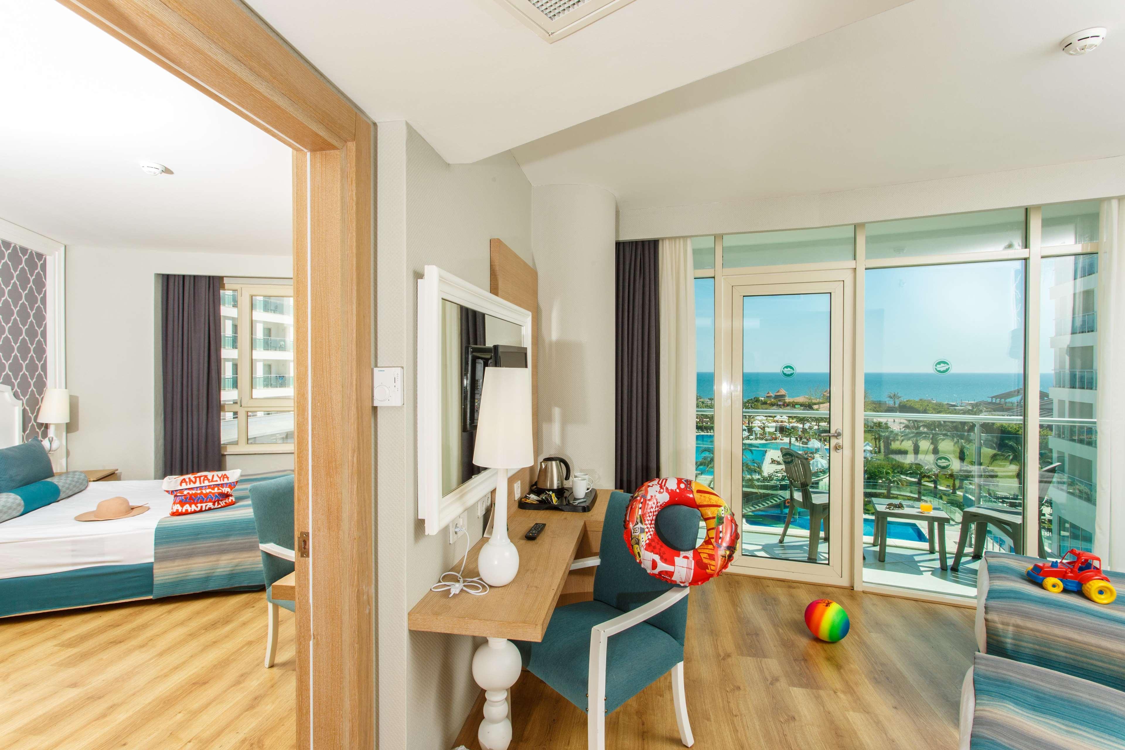 Sherwood Exclusive Lara Resort 5*