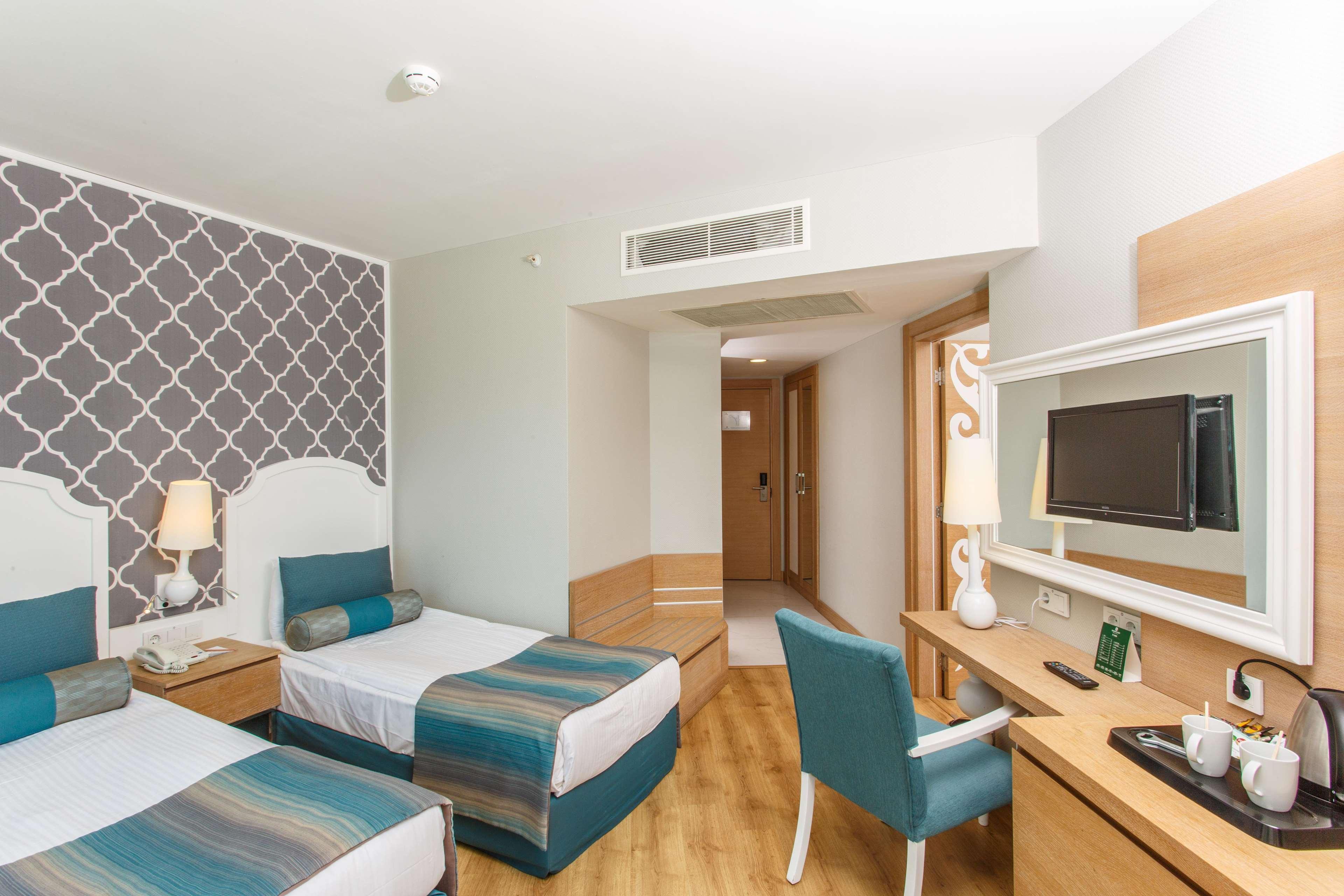 Sherwood Exclusive Lara Resort Antalya