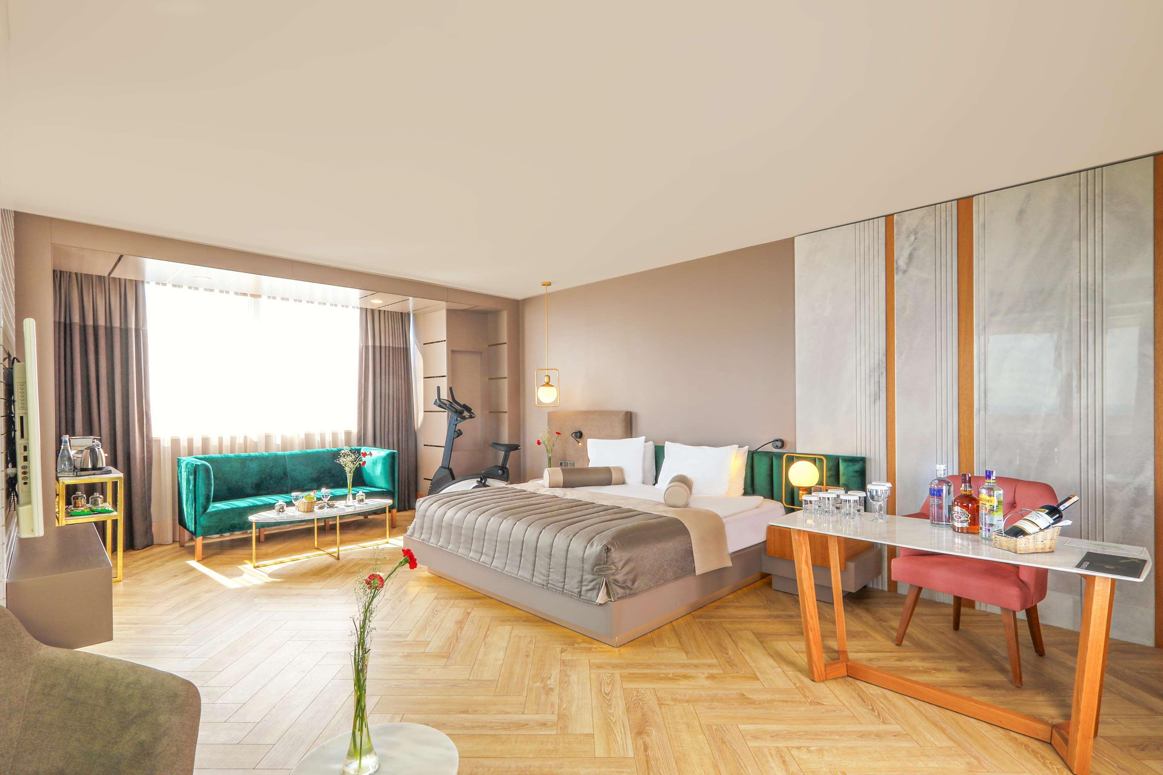 Sherwood Exclusive Lara 5* Antalya