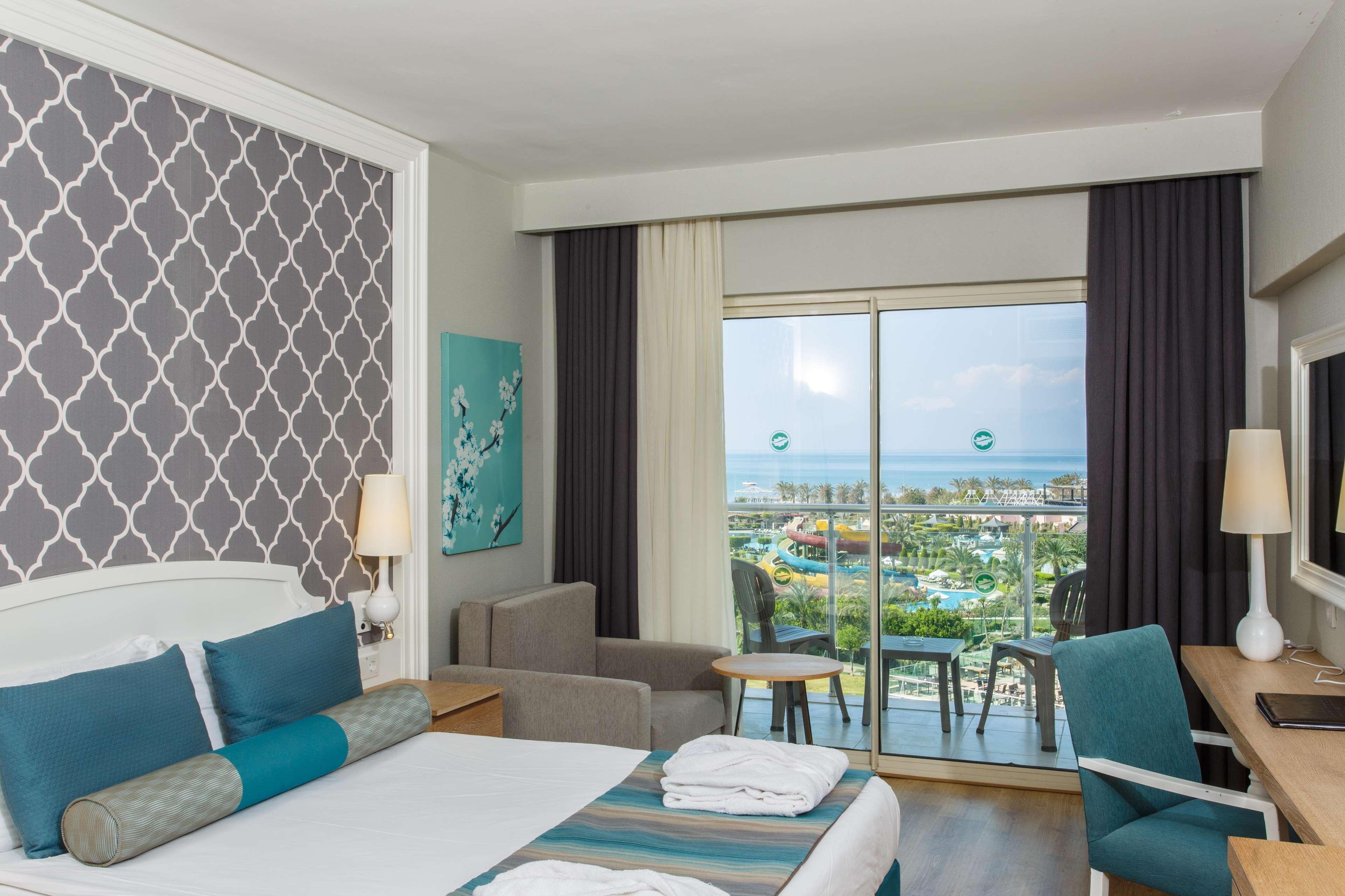Sherwood Exclusive Lara Antalya