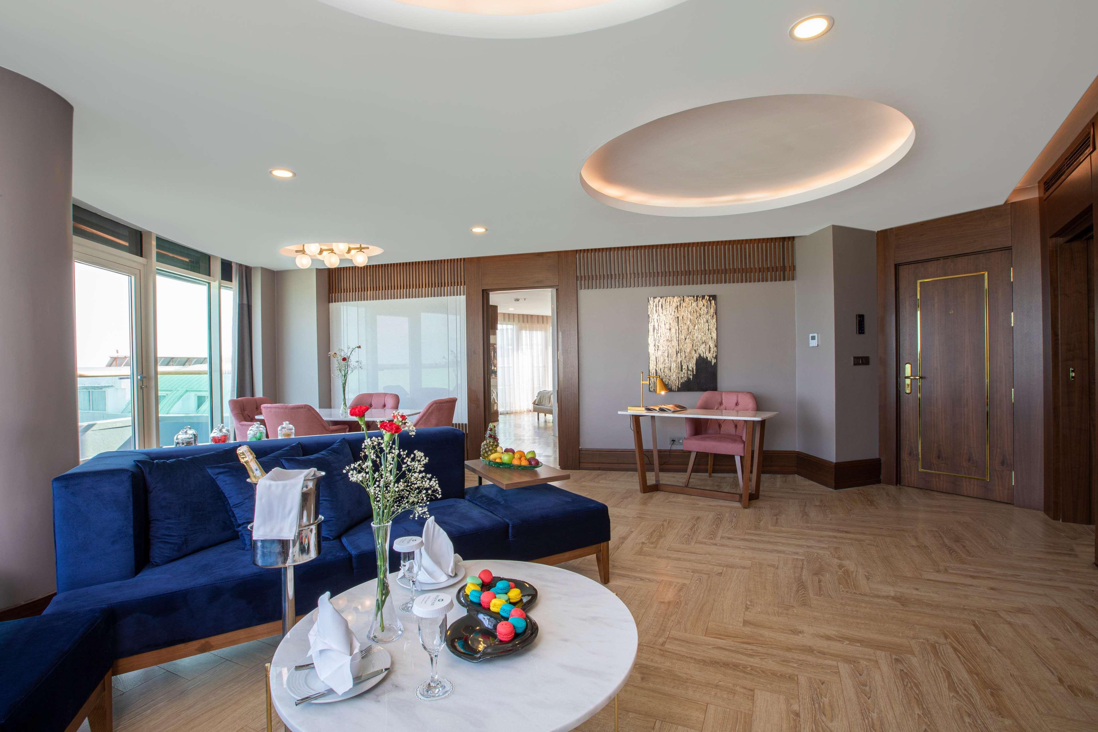 Sherwood Exclusive Lara Antalya