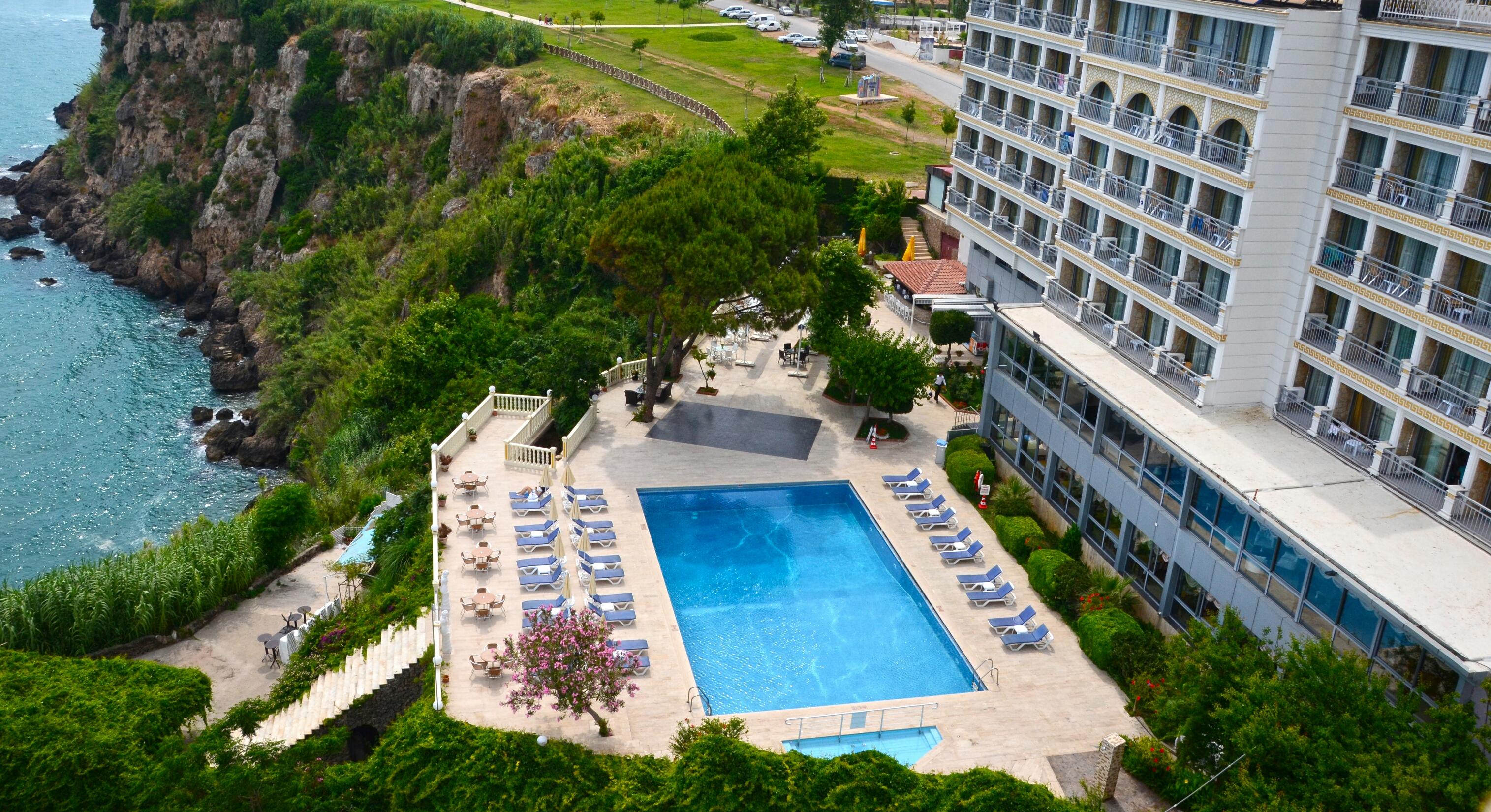 Lara Hotel
