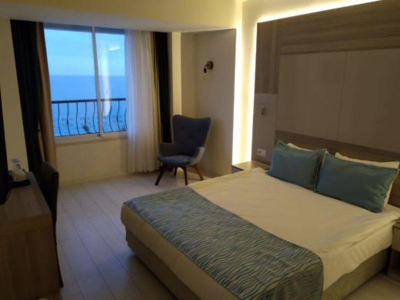 Hotel On 3*