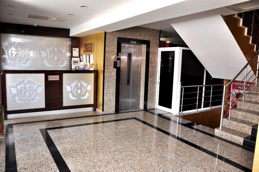 Atalla Hotel 3*