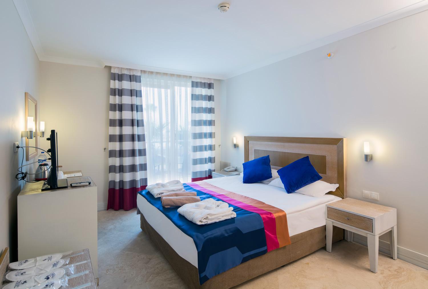 Crystal Boutique (adults Only) 5*
