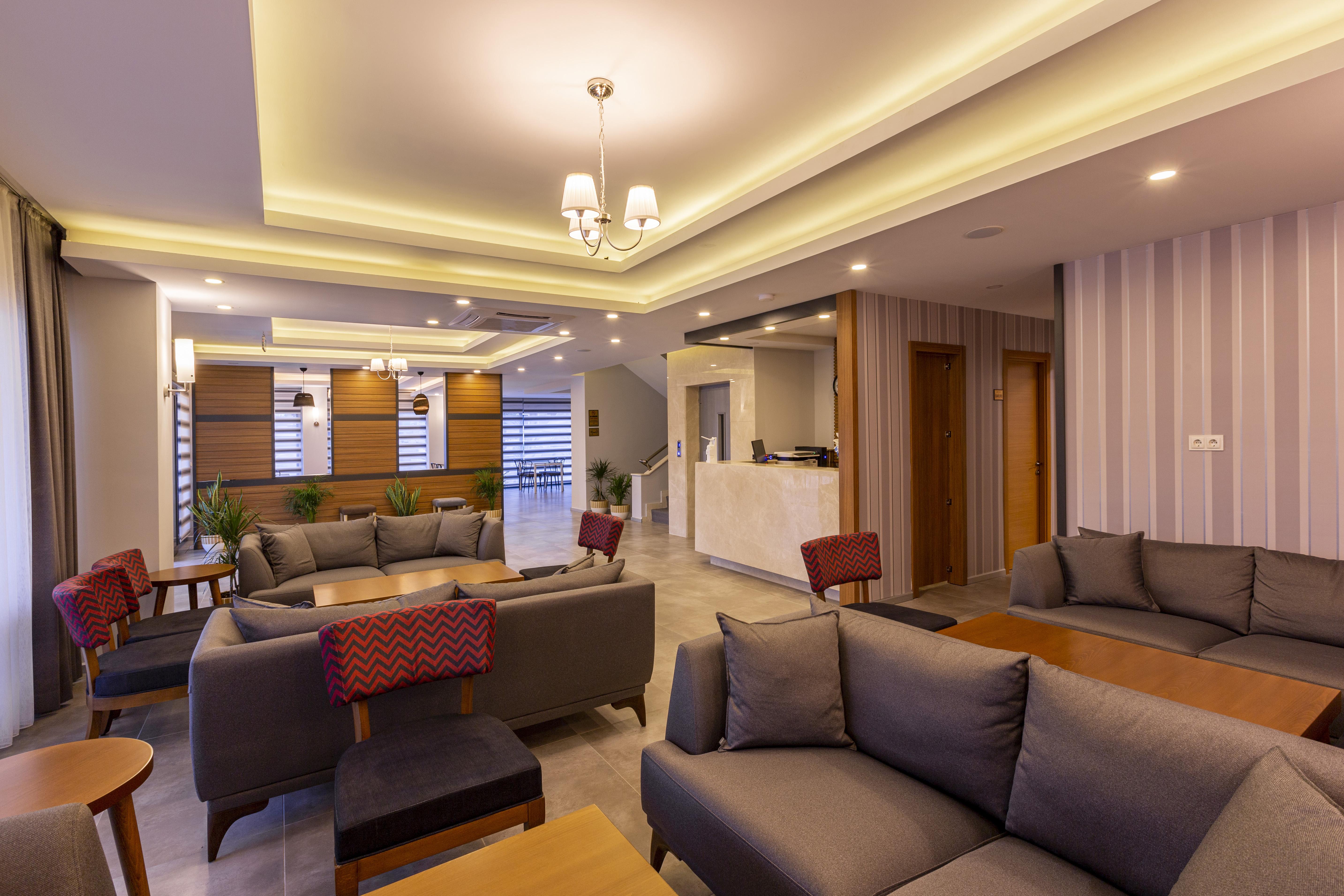 Business Hotel 4*