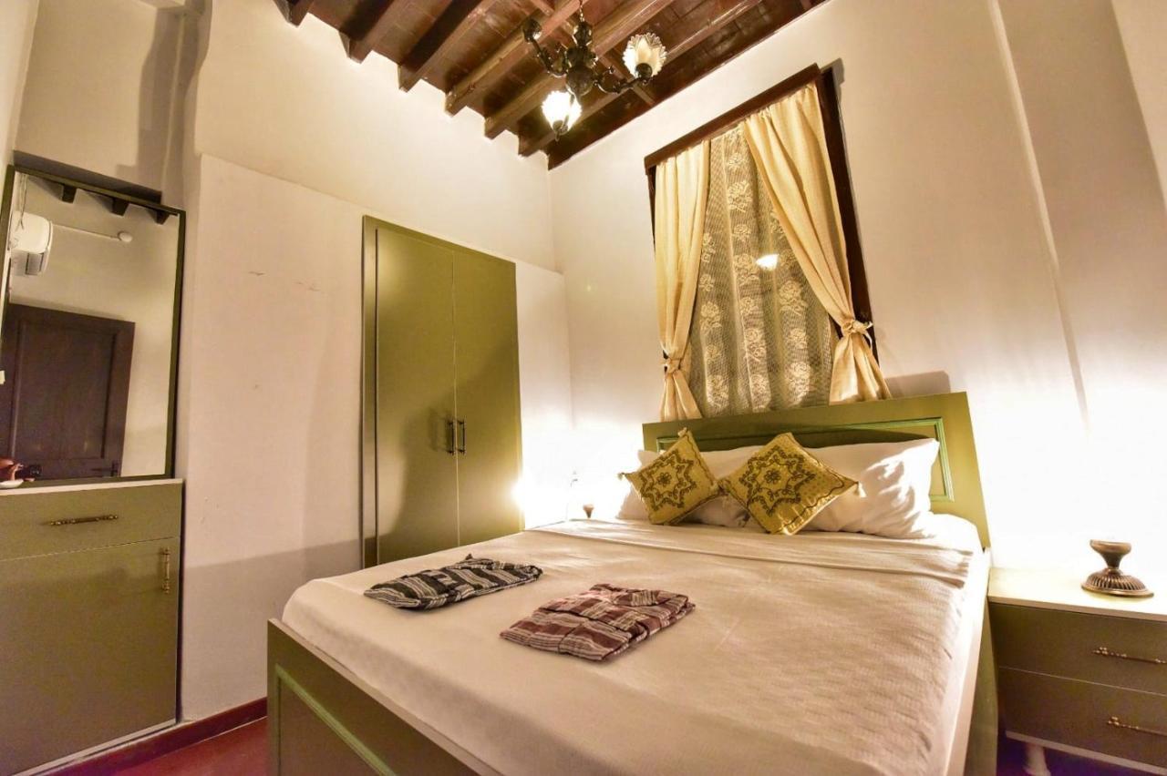 Lords Hostel&pub Antalya