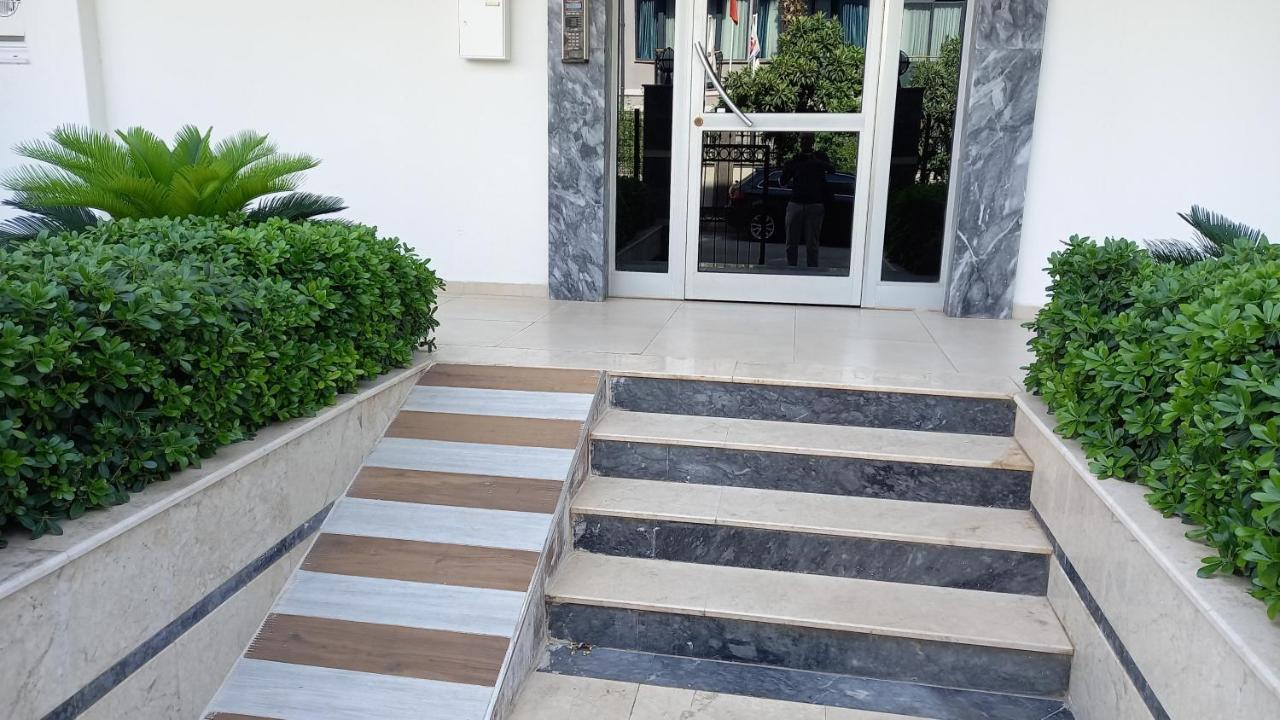 Mango Aparthotel