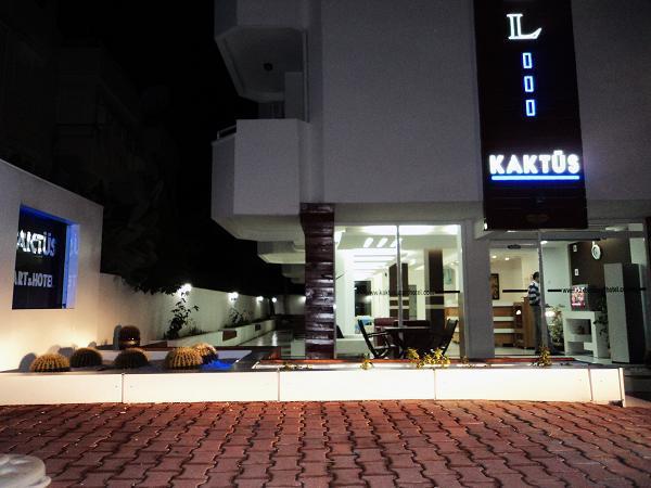 Aparthotel Send 3*