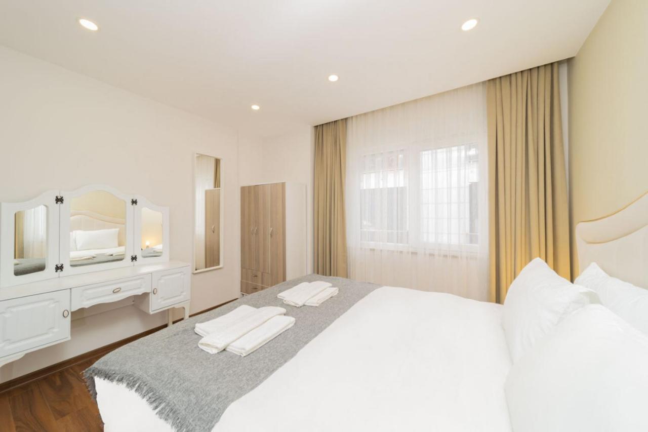Apartment Central Flat With Balcony Near Sea In Muratpasa *