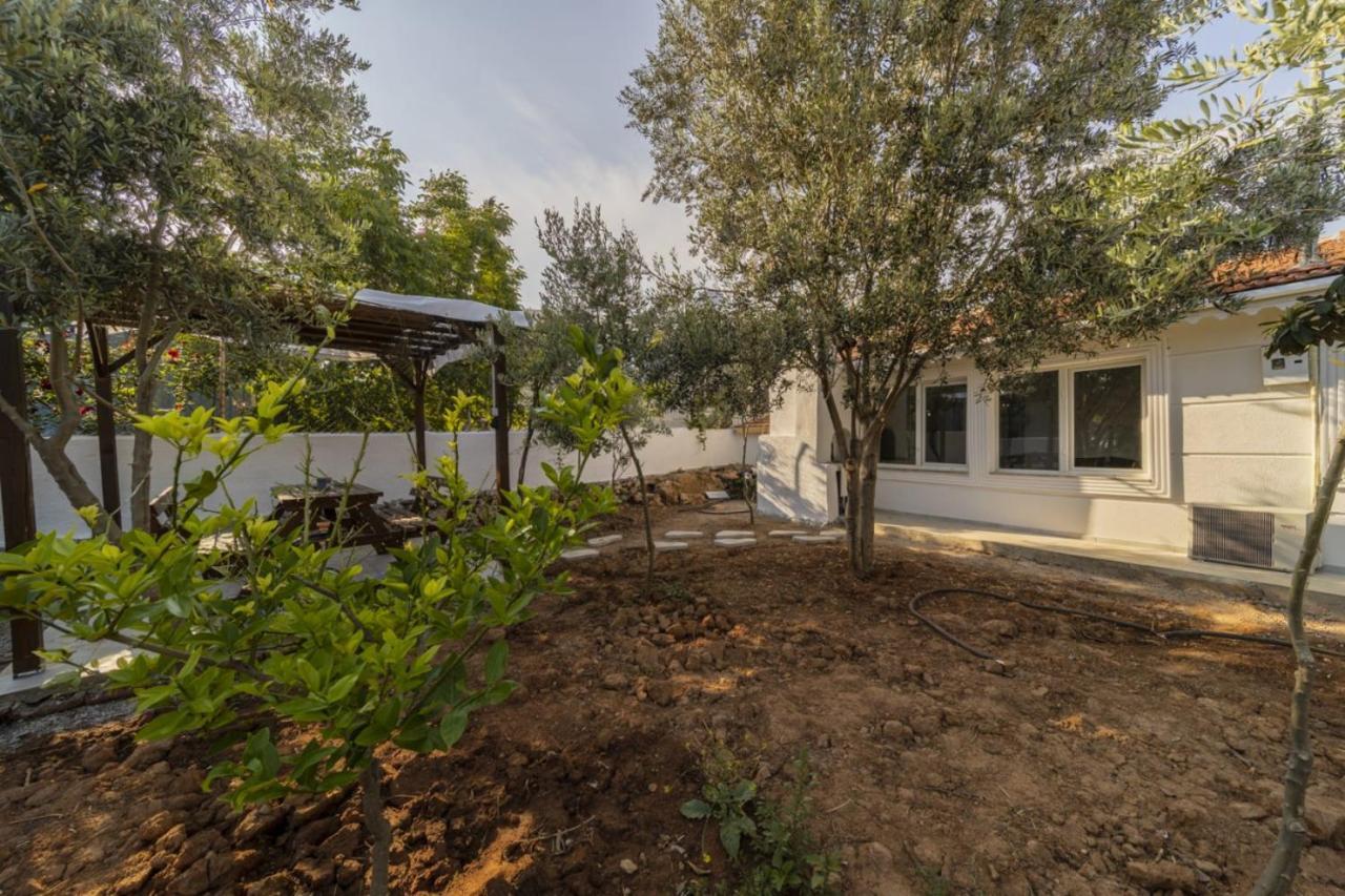 Serene House With Sea View And Garden In Muratpasa * Antalya