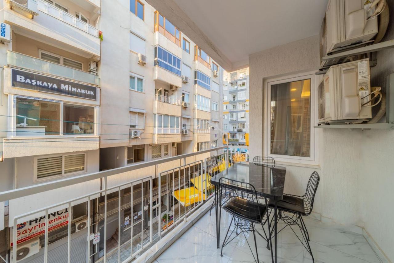 Lovely Near In Muratpasa, Daire