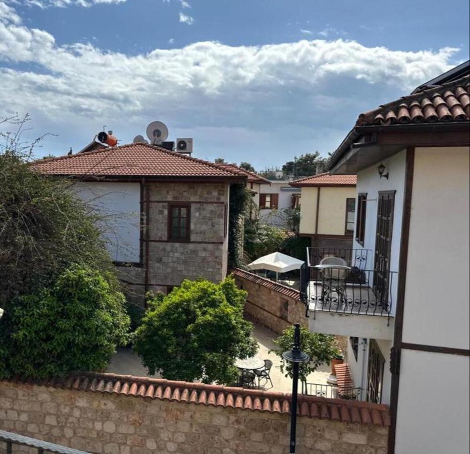 Ali * Antalya