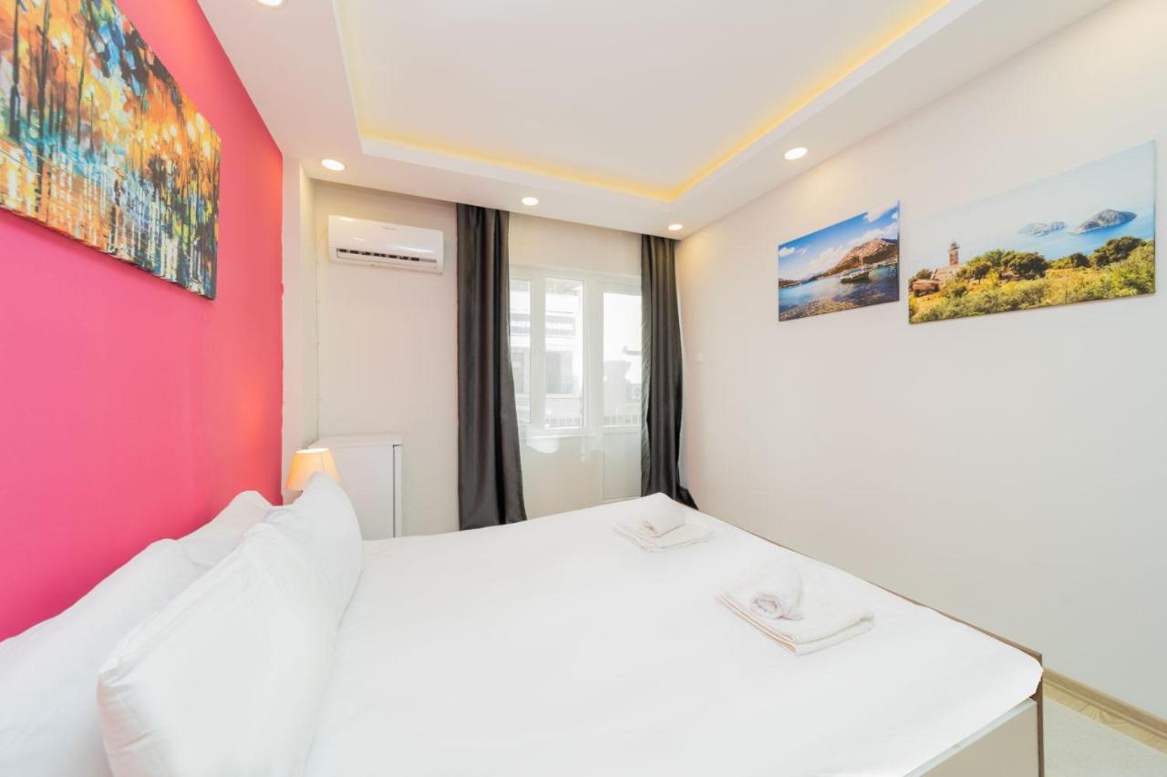 Lovely Near In Muratpasa, Daire Antalya