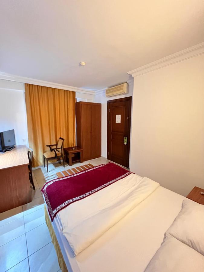Royal Hill Hotel 3*