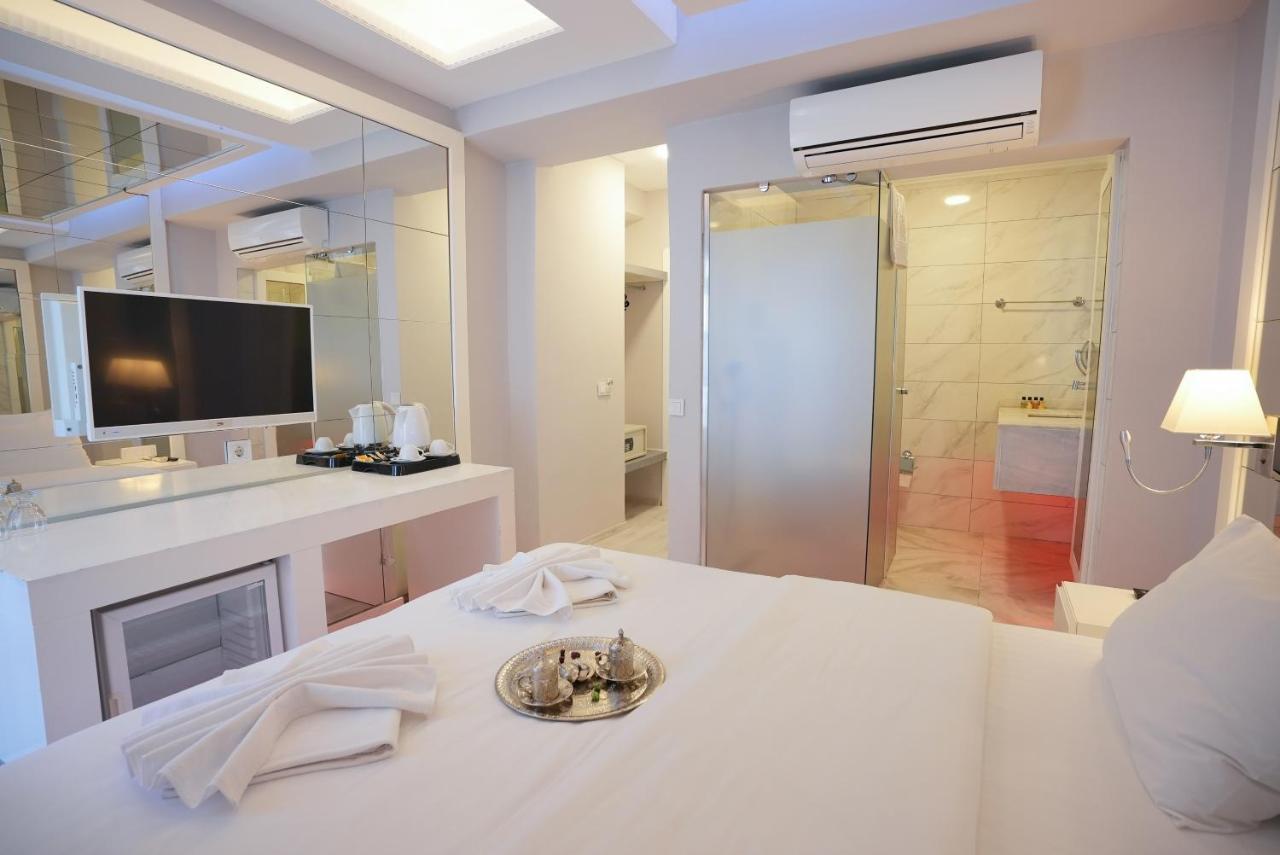 Hotel Sea Front Pansiyon *