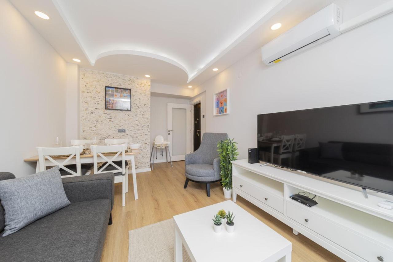 Fully Furnished Spacious Flat In Muratpasa * Antalya