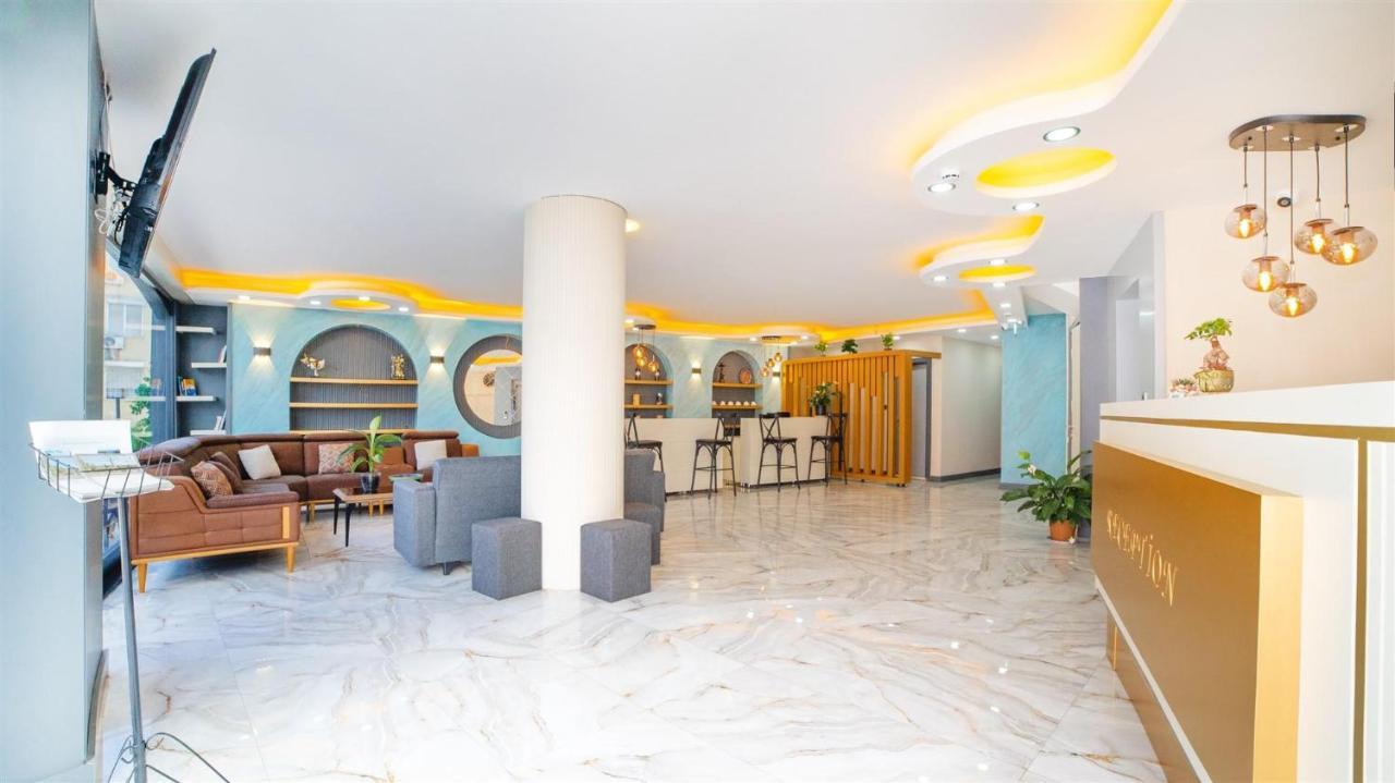 Hotel Blue Marina