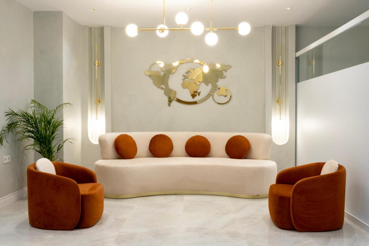 Golda Hotel