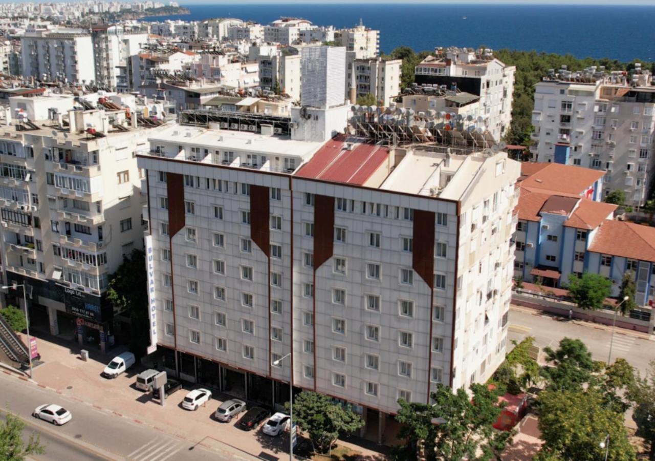 Hotel Bulvar 3*