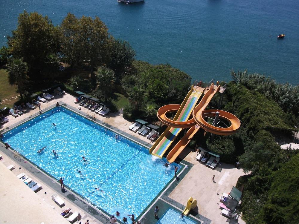 Otel Nazar 3*