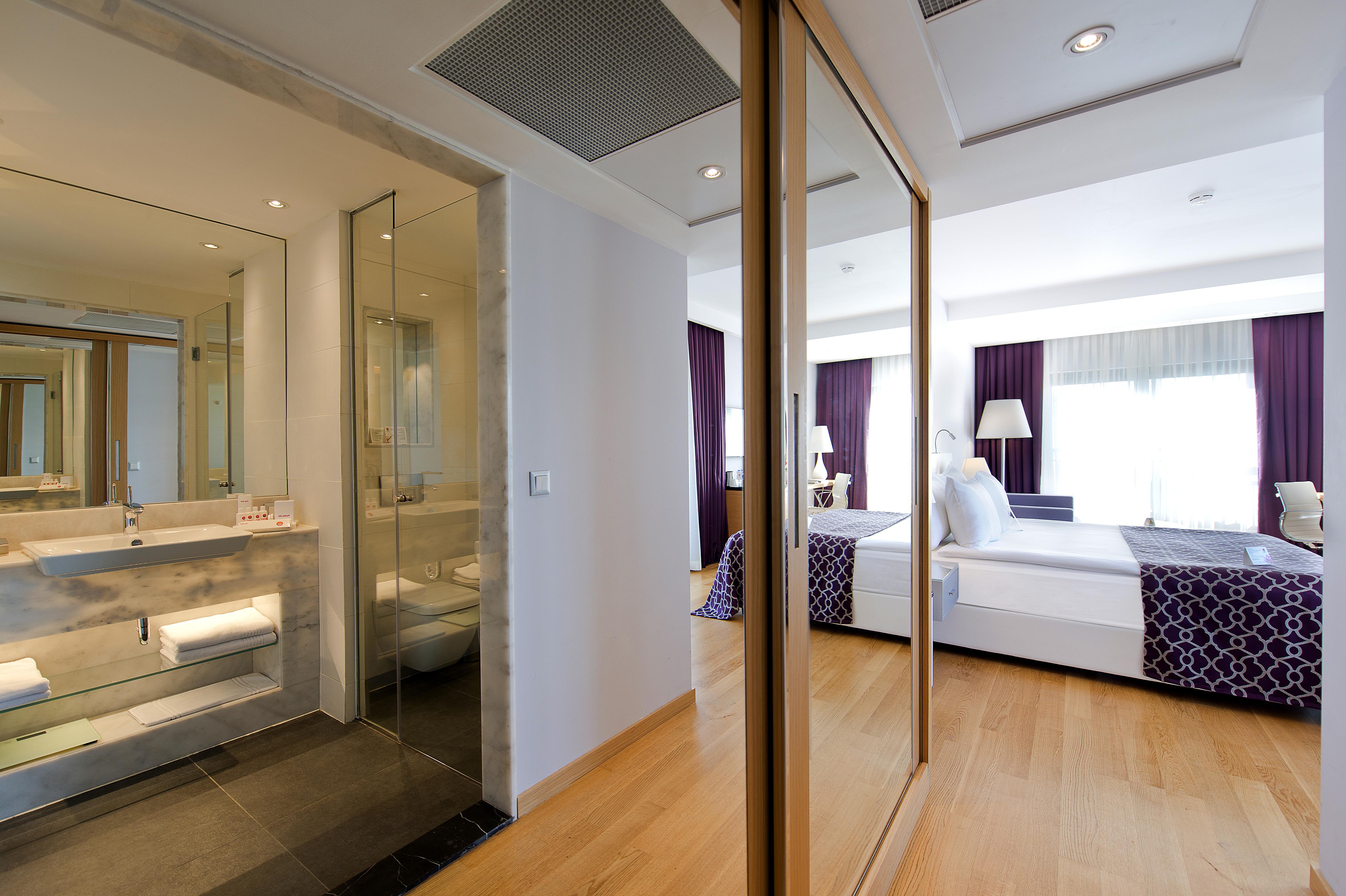 Akra V - Access To Akra Hotel 4*