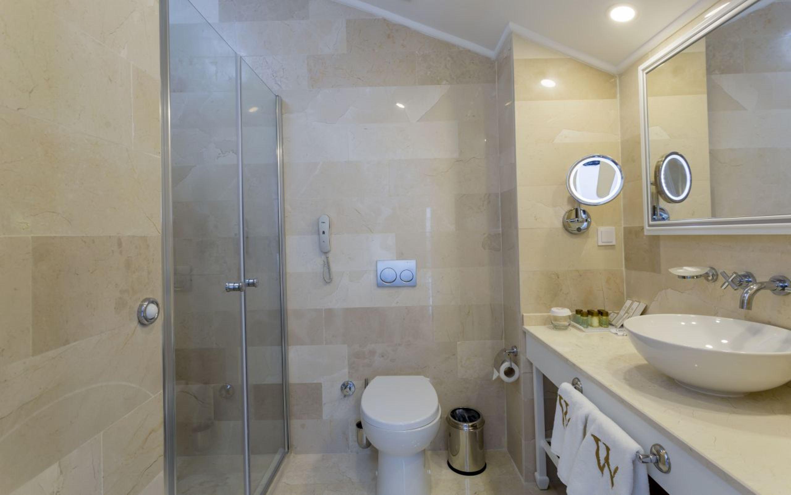 Hotel Wise & - Adults Only 3*