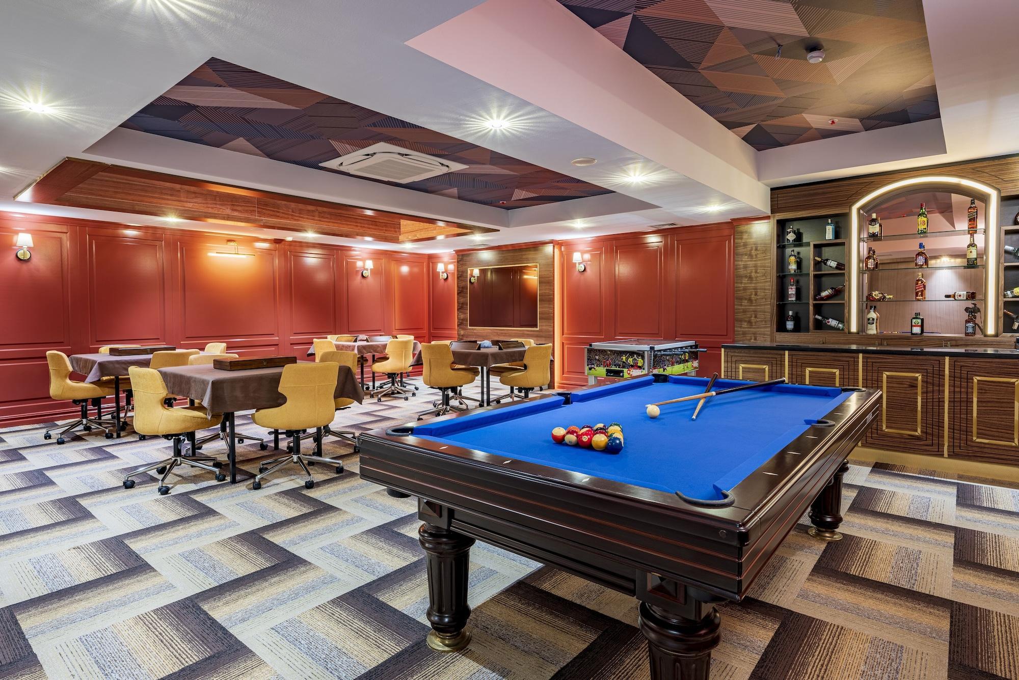 Elysium Otel 2*