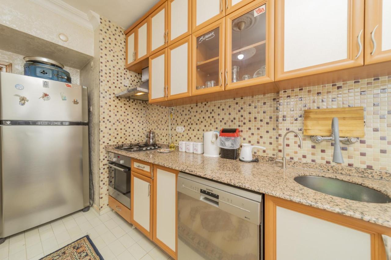 Cozy Flat W Balcony 10 Min To In Apartment