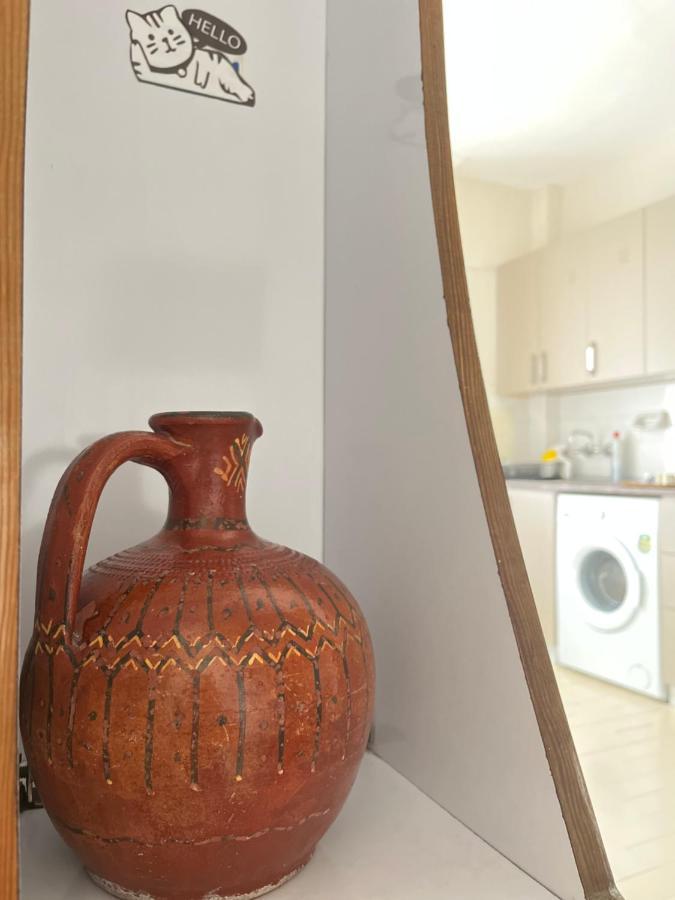 Apartment Large And Simple Family House In Center Antalya