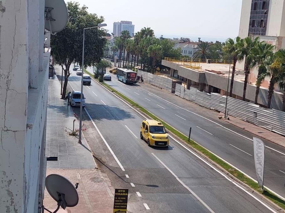 Deniz Manzarali Genis Daire Antalya