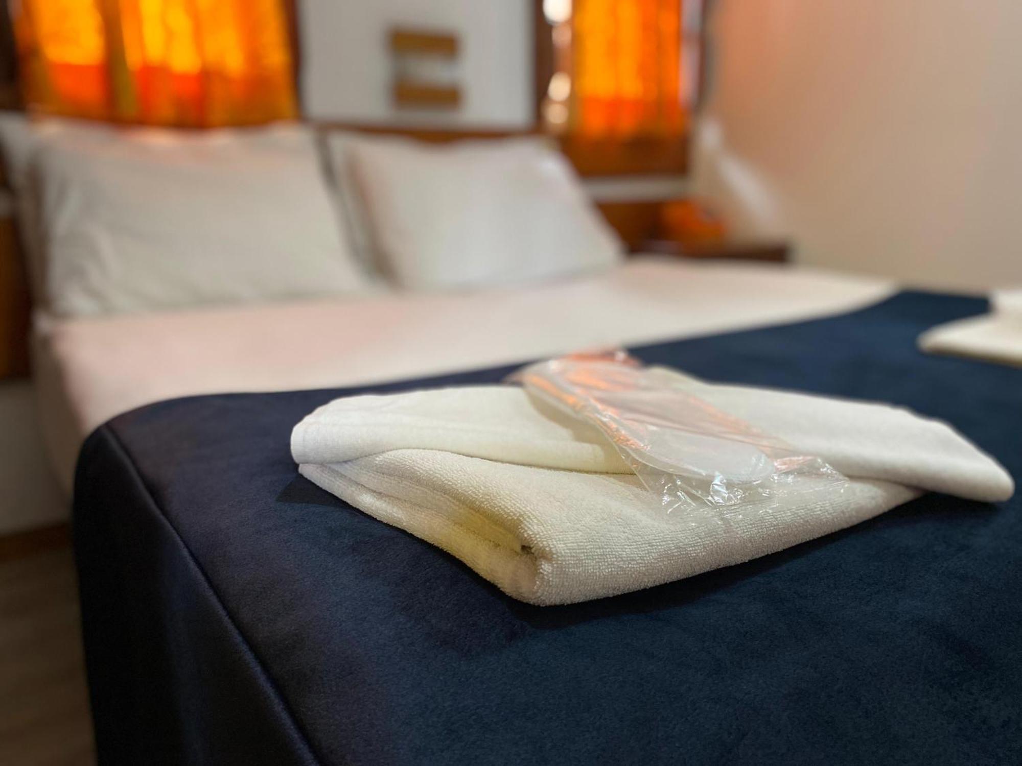 Karyatit Kaleici Otel 2*