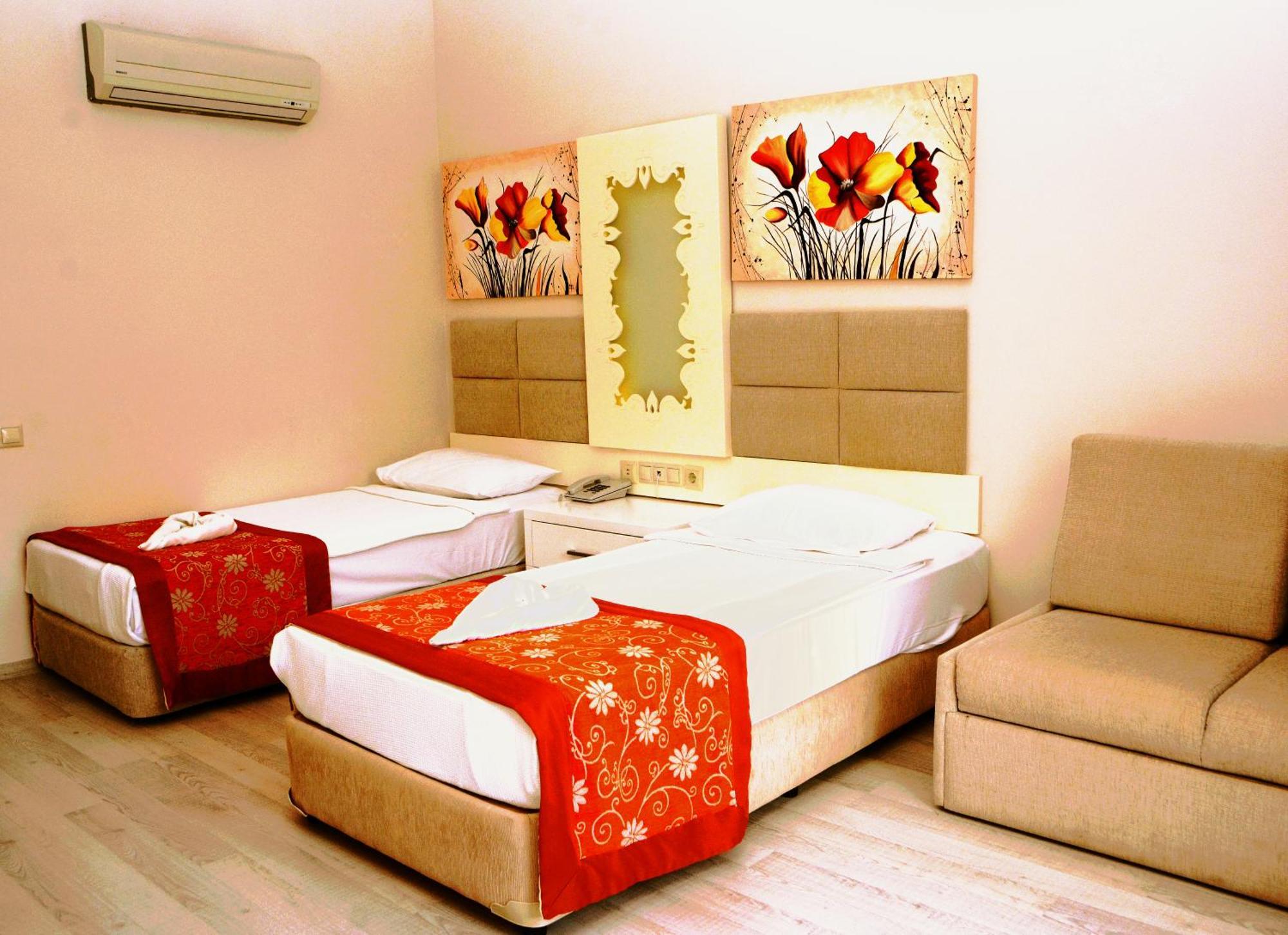 Hotel Miramor & 5*