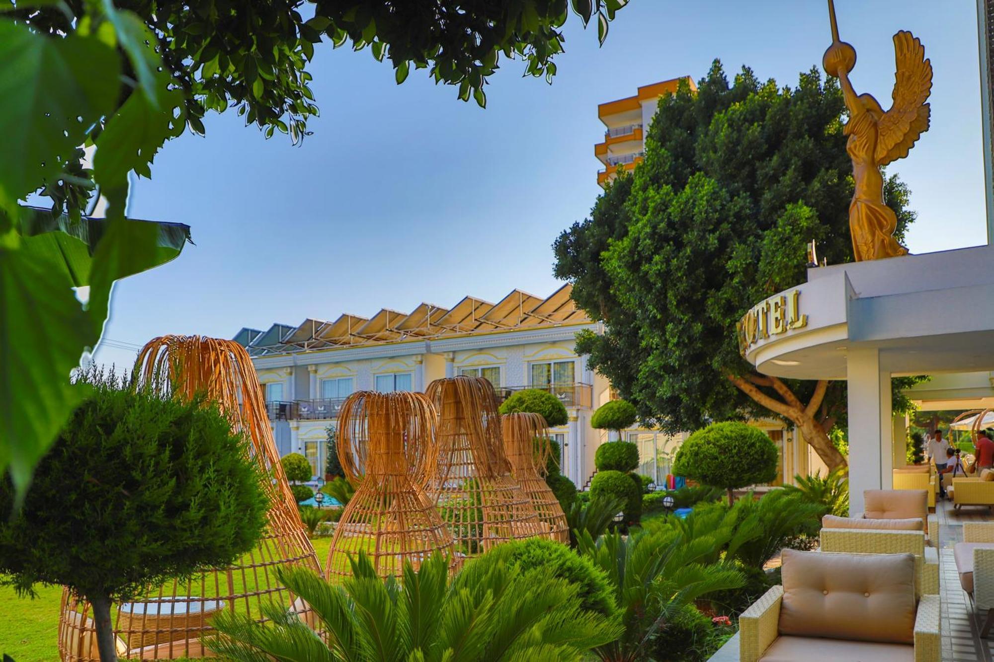 Lara Garden 2* Antalya