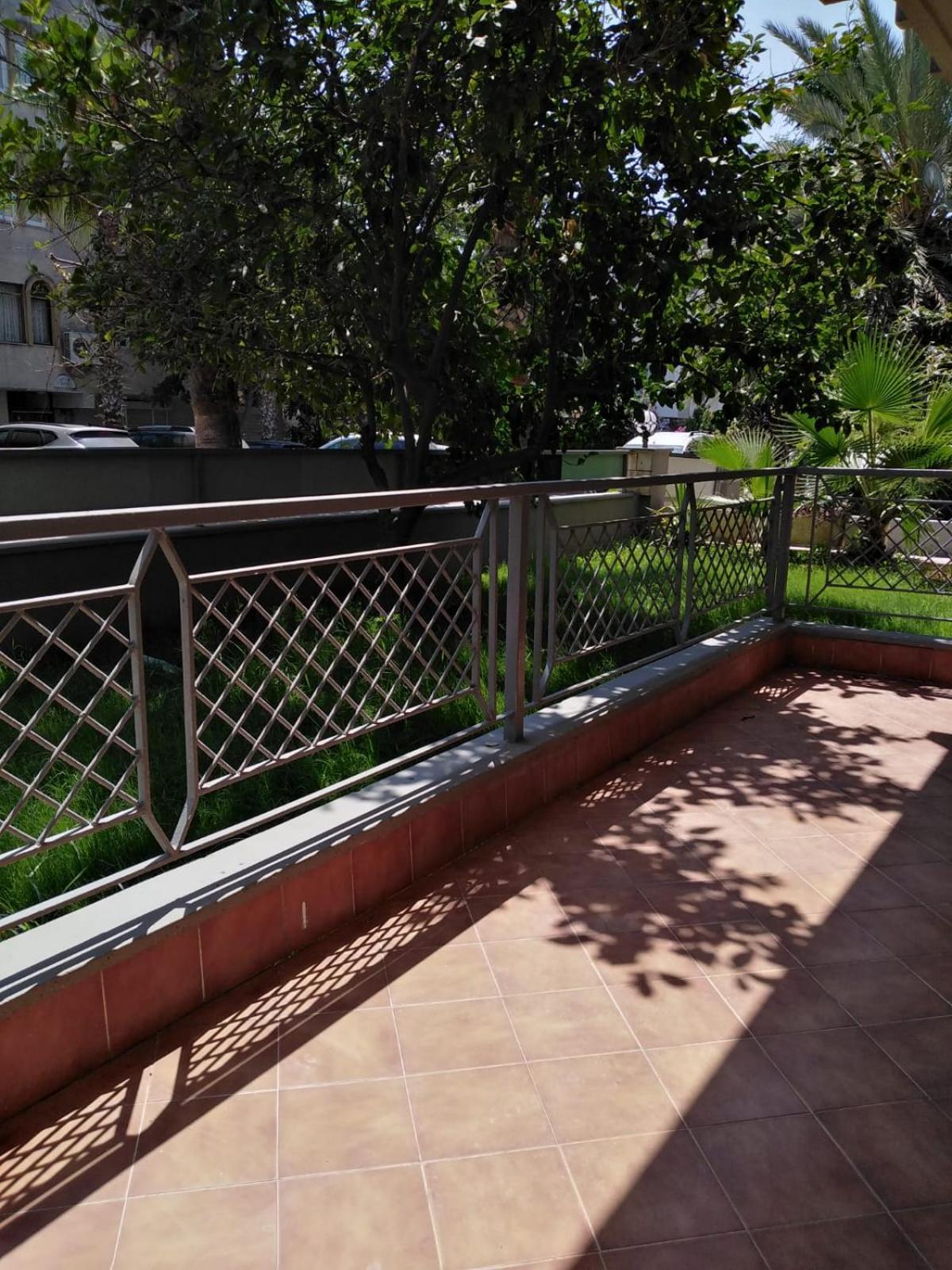 Daire Sirinyali Denize 100 M Gunluk Daireler Antalya