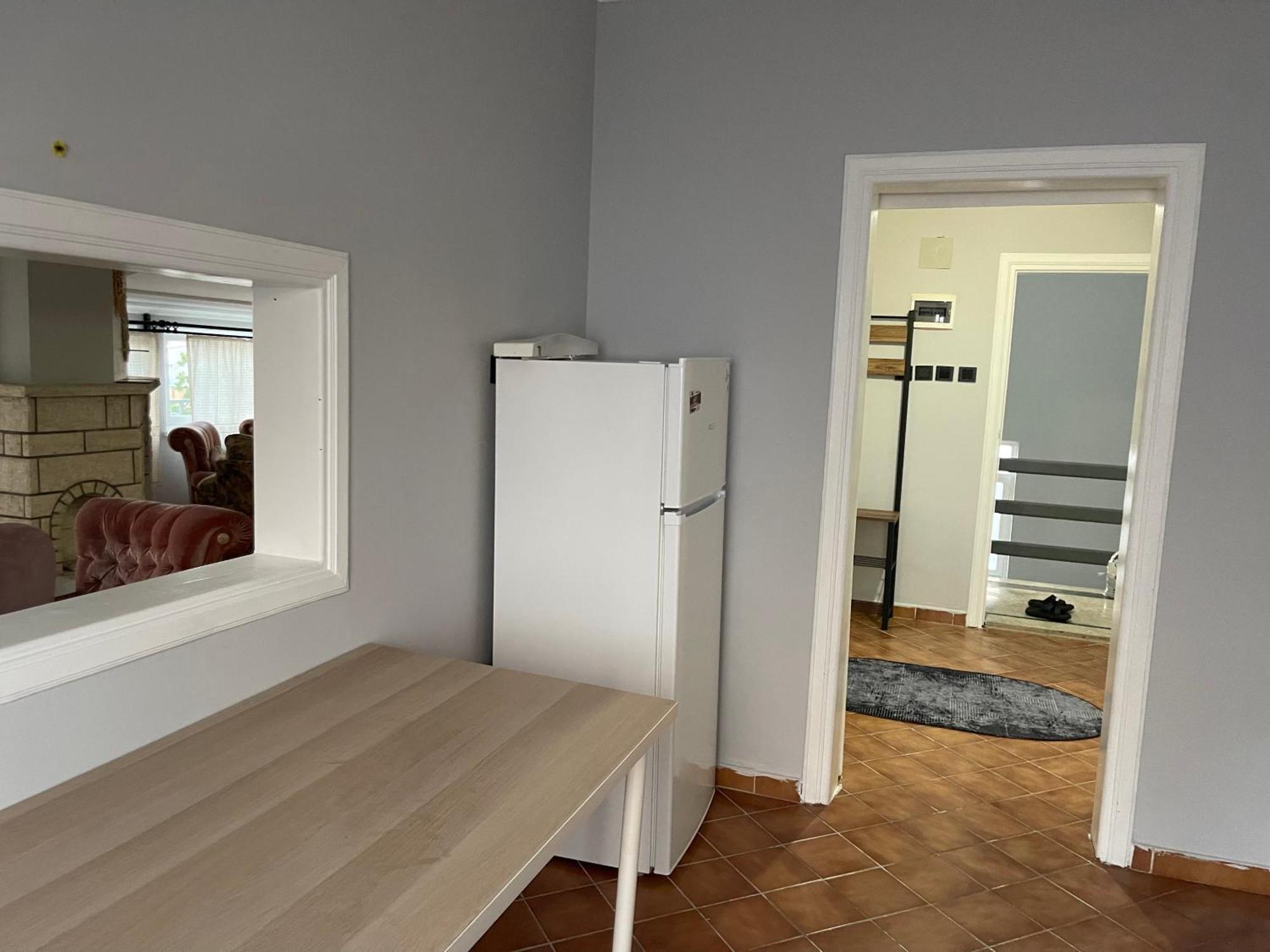 Sirinyali Denize 100 M Gunluk Daireler Daire Antalya