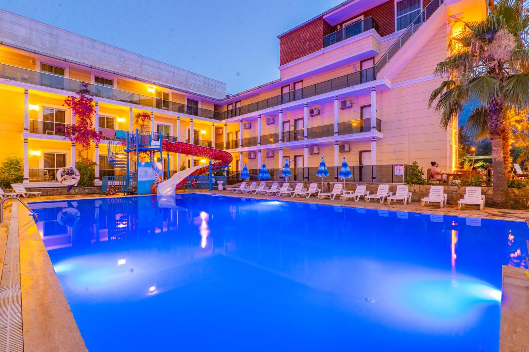 Adrasan Beach Club Hotel 4*