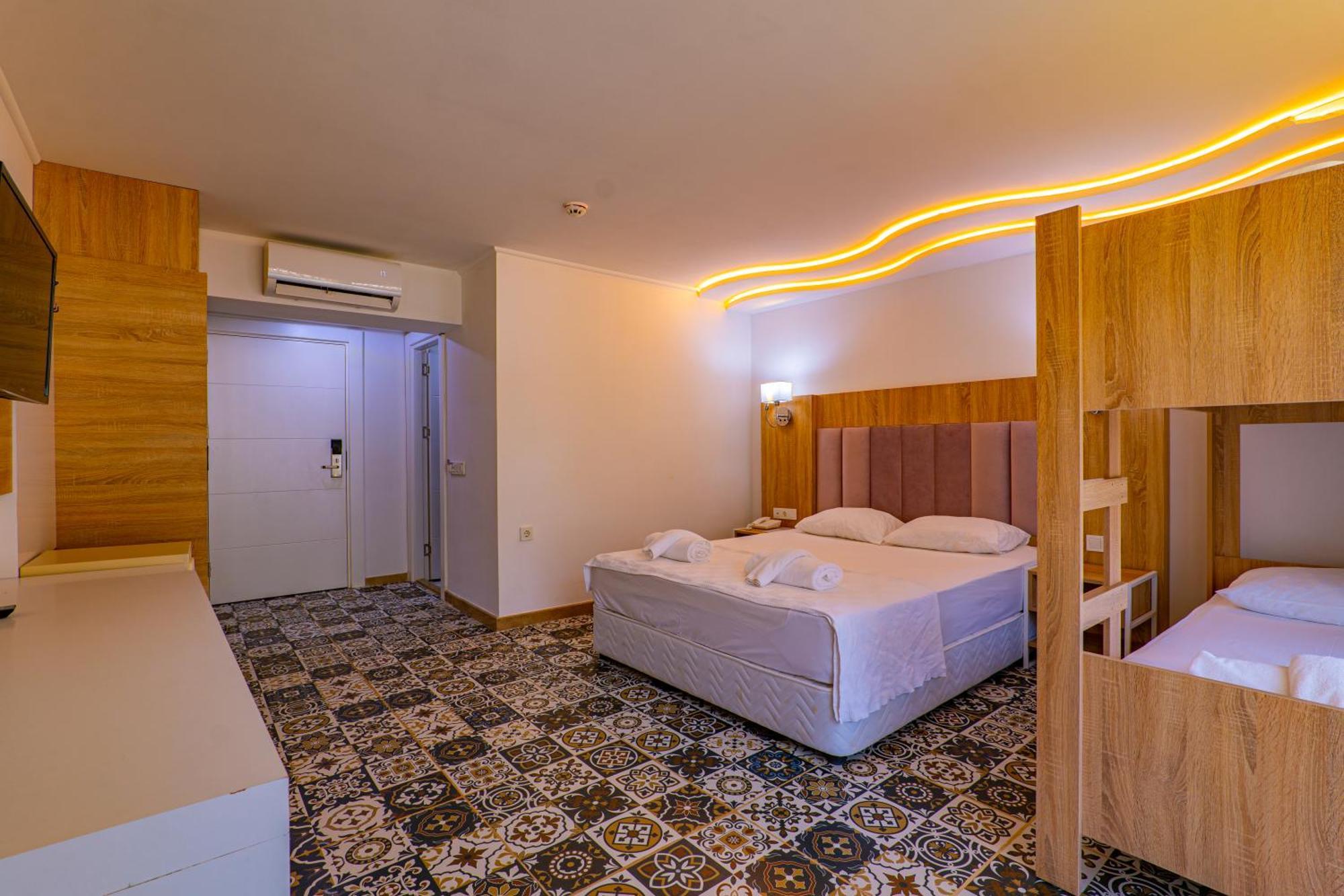 Adrasan Beach Club