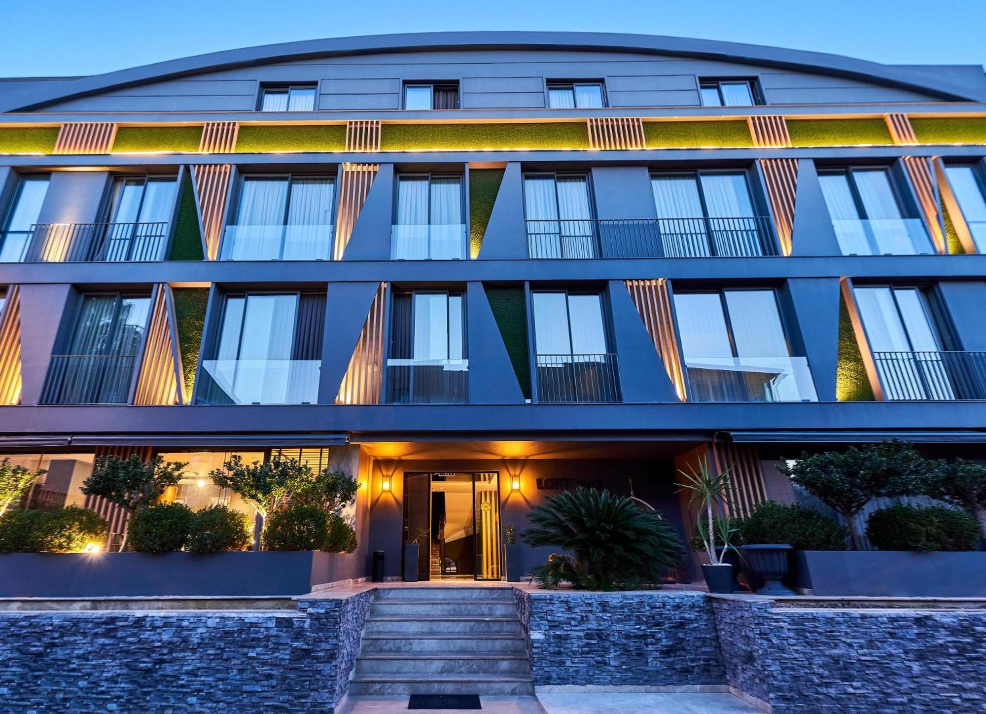 Aparthotel Loft 1502 2*