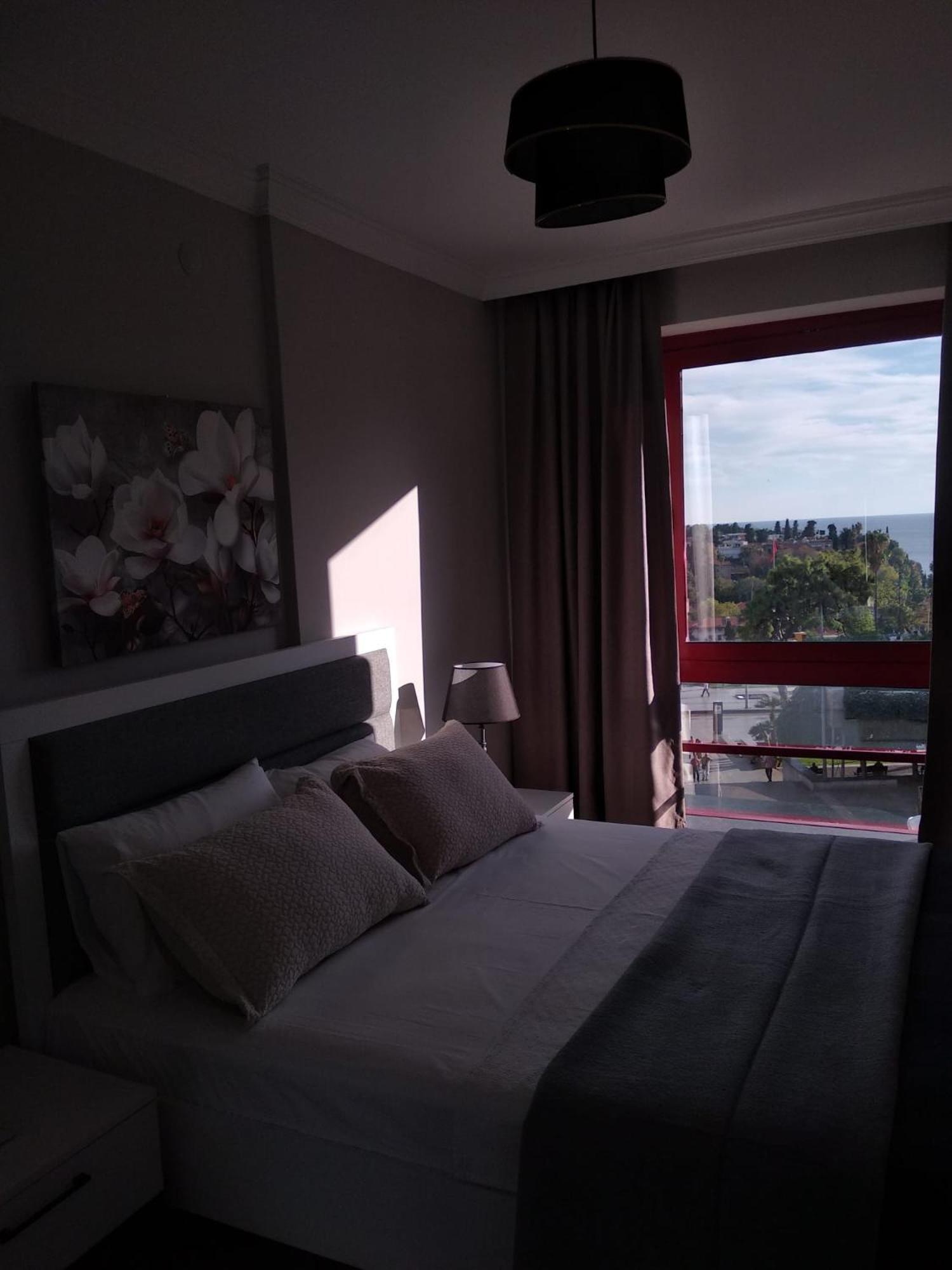 Apartment Center House *