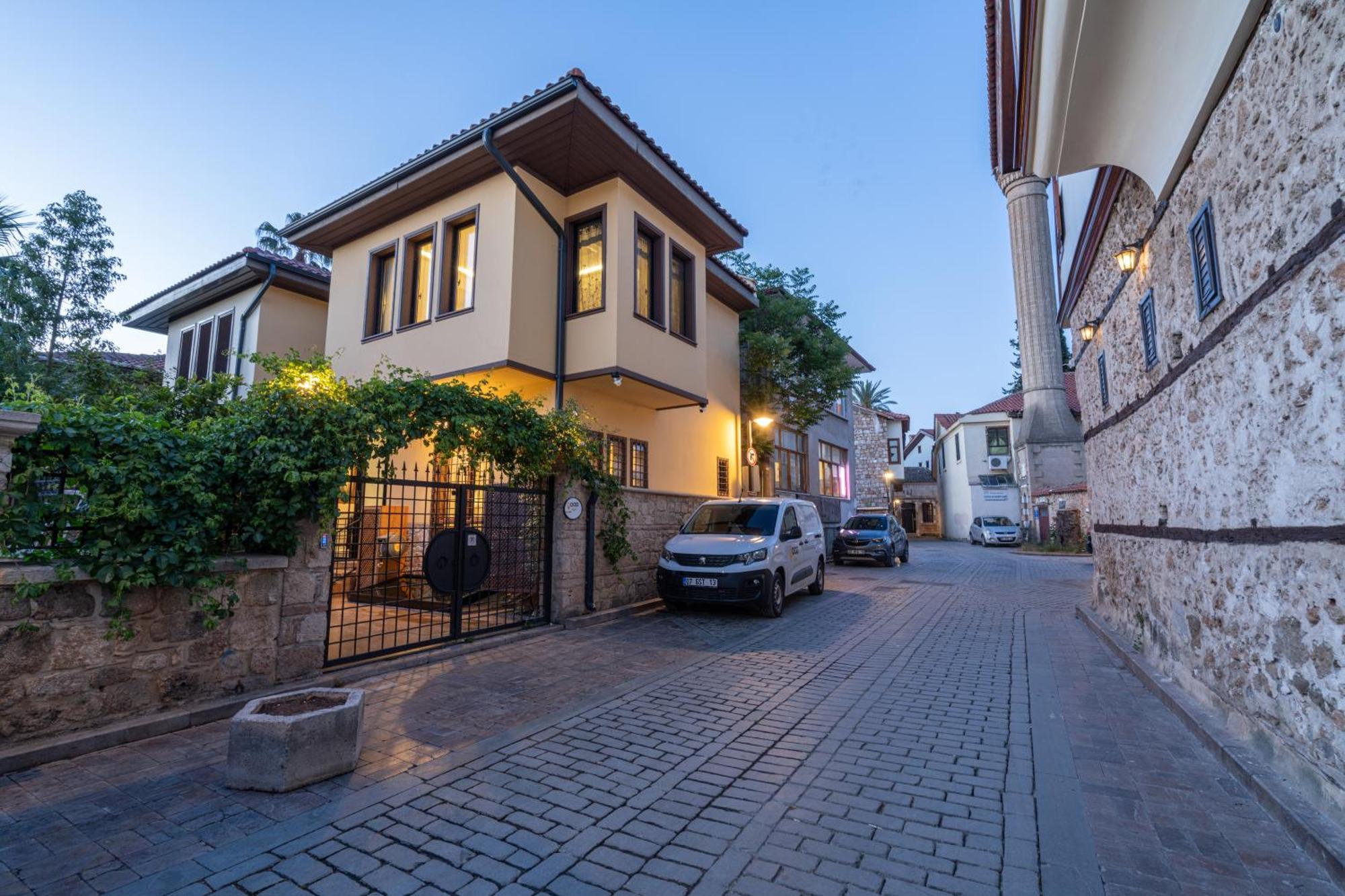 Cozy In Oldtown Kaleici Villa Antalya