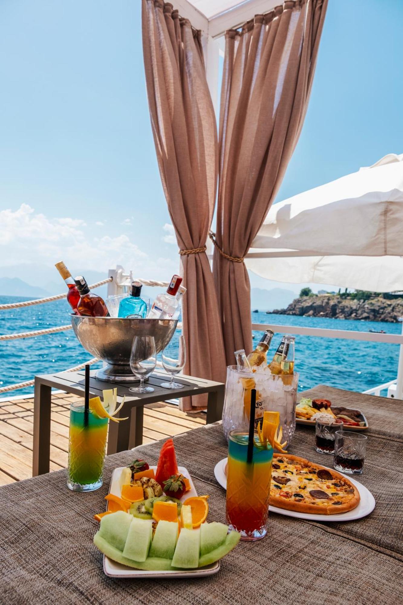La Boutique & (adults Only) Hotel 4*