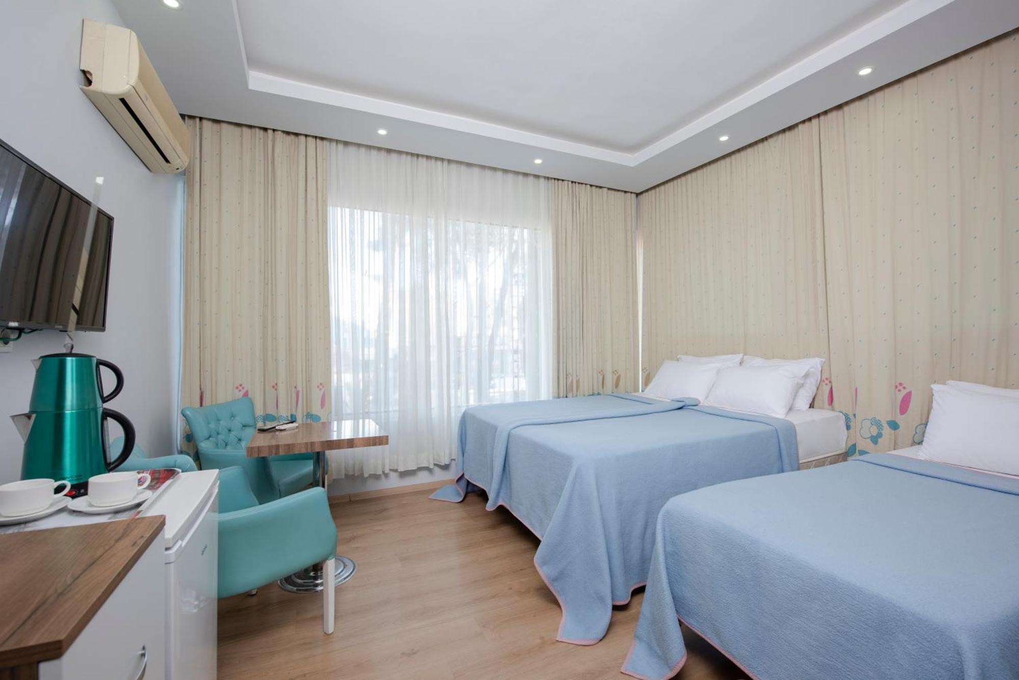 Nest Aparthotel *