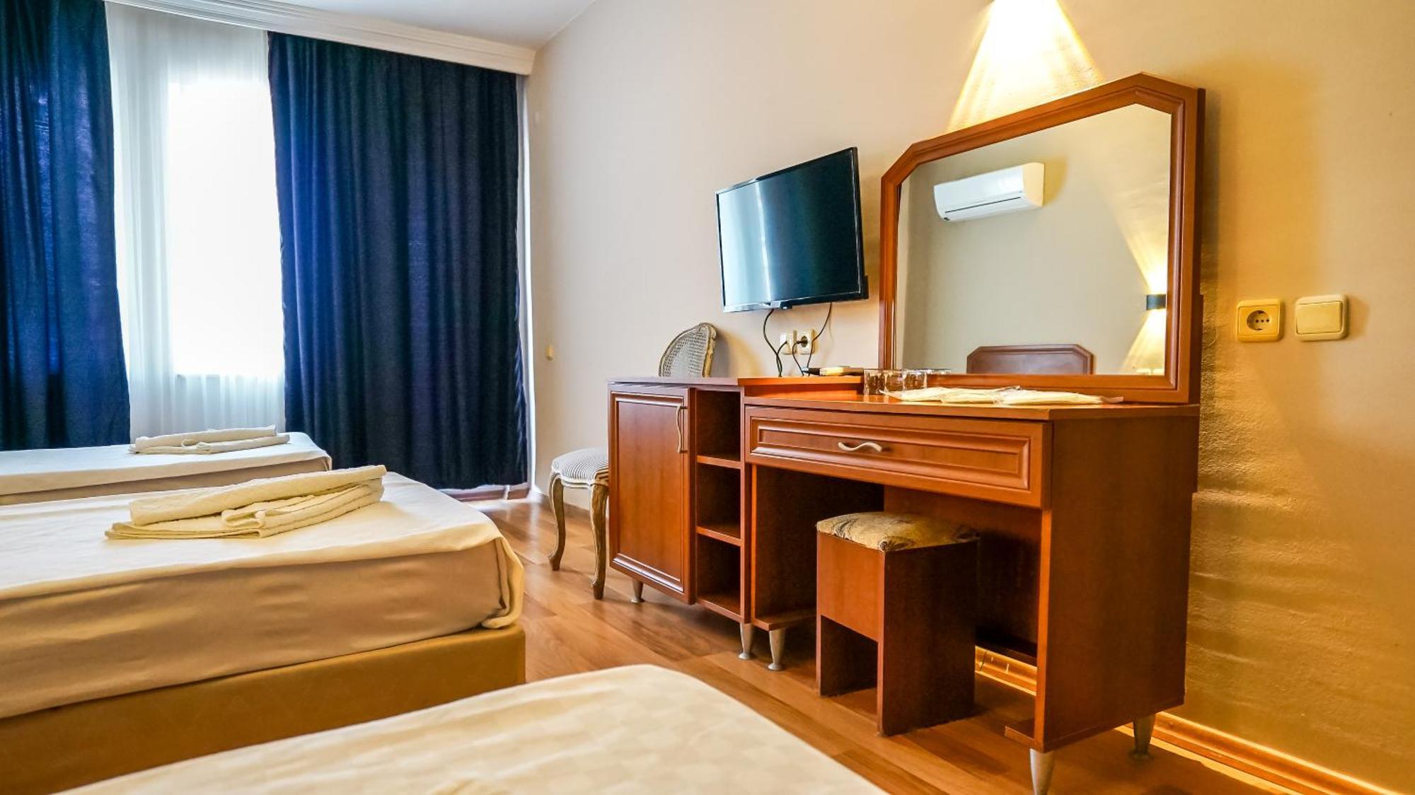 Nex Royal Beach Hotel 4*