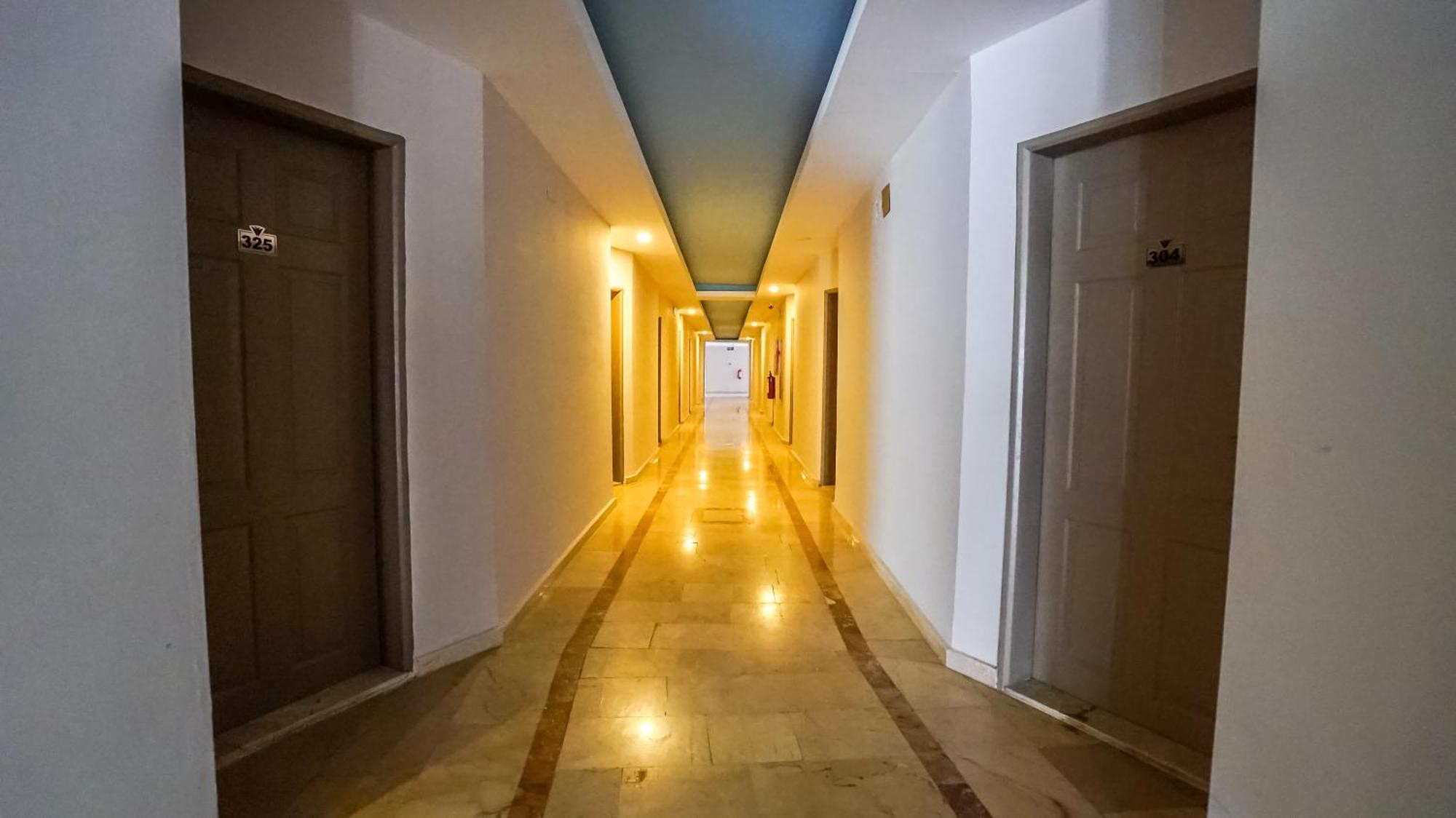 Nex Royal Beach 4*