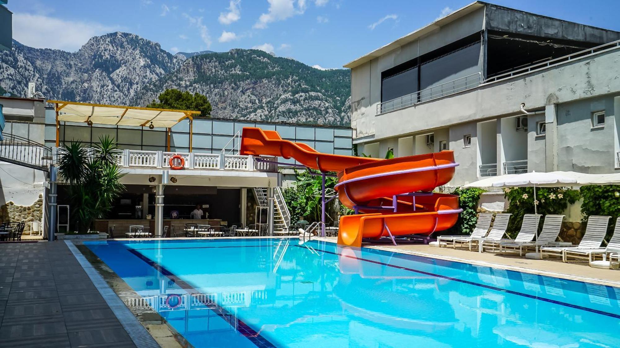 Hotel Nex Royal Beach
